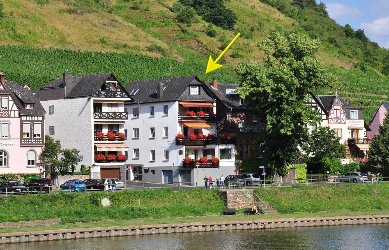 Ferienwohnungen Haus Zur Linde Cochem Exterior foto