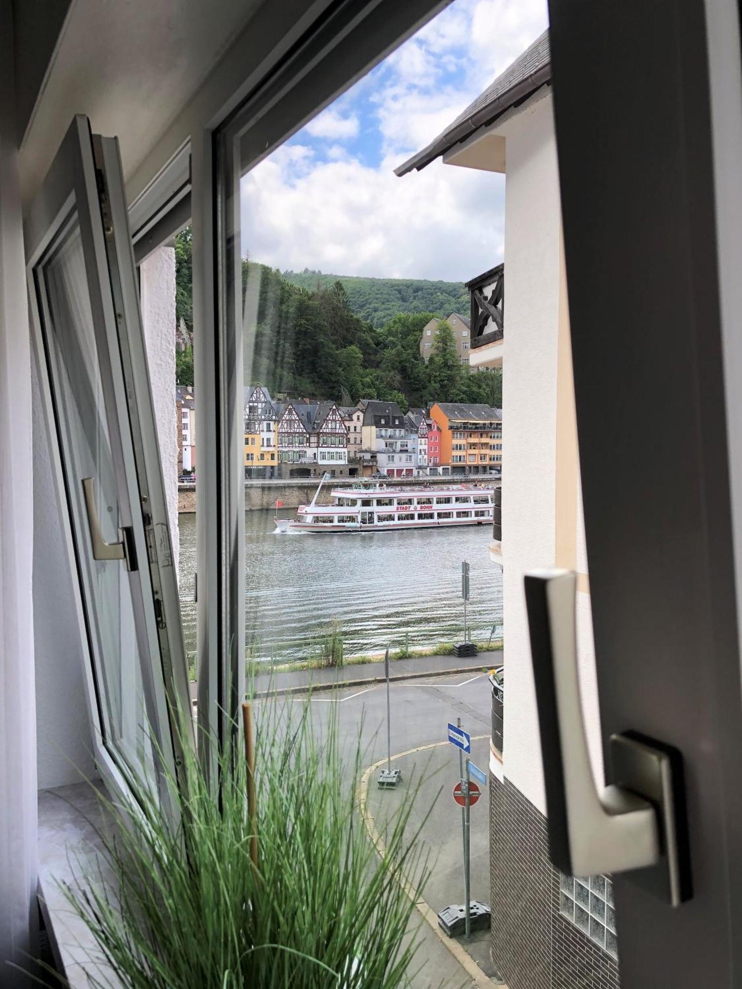 Ferienwohnungen Haus Zur Linde Cochem Quarto foto