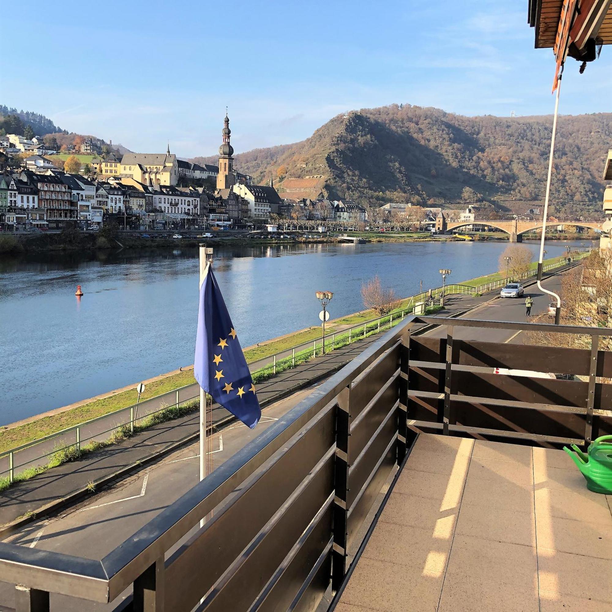 Ferienwohnungen Haus Zur Linde Cochem Quarto foto